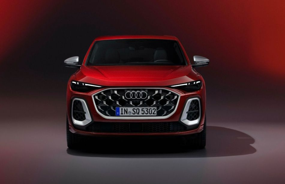 Audi SQ5 Sportback 2025: koeajo urheilullisella crossover-coupélla