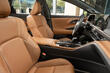 Katsaus Toyota Crown Signia -hybridicrossoveriin kuva 6