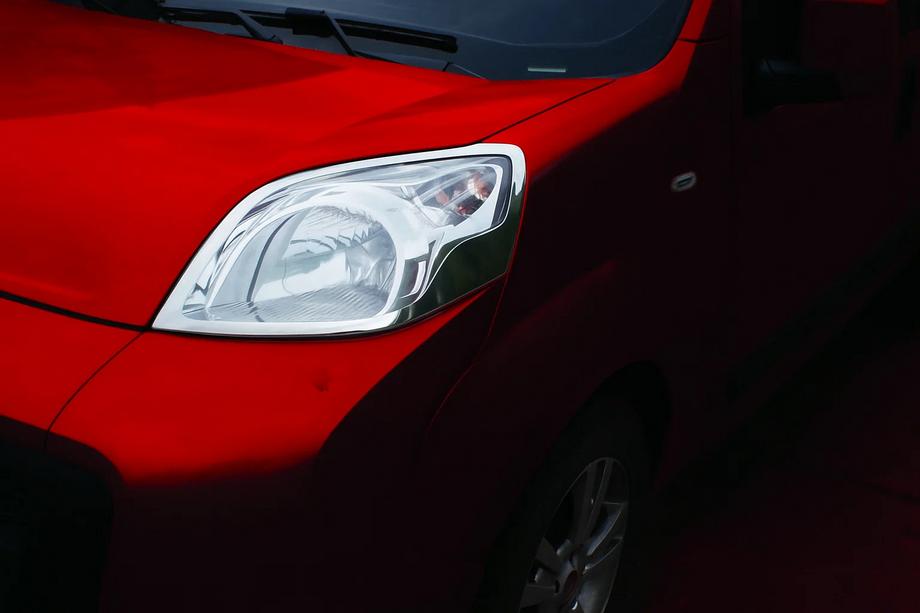Peugeot Bipper 2008–2017 Ajovalojen koristelistat (2 kpl, ruostumaton teräs) Carmos - turkkilainen teräs Image