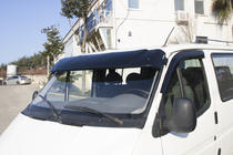 Ford Transit 1991–2000 Tuulilasin visiiri (kiiltomusta, 5 mm) kuva 3