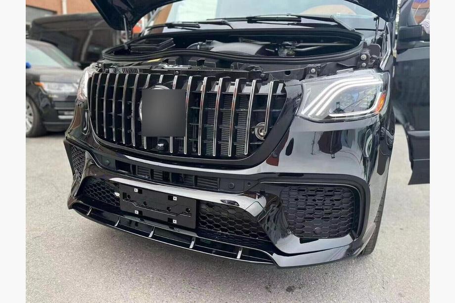 Mercedes Sprinter W907/W910 2018– Maybach etuvalot (2 kpl) Image