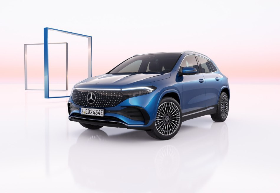 Mercedes-Benz EQA -koeajo: crossovern facelift
