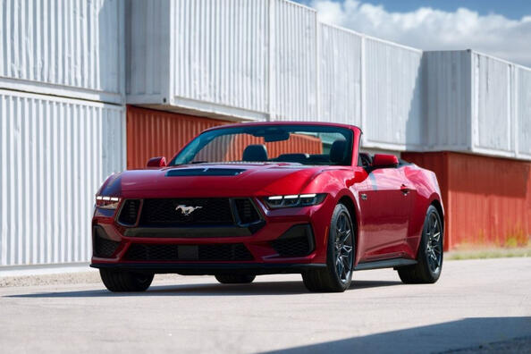 Koeajo: seitsemännen sukupolven Ford Mustang Convertible
