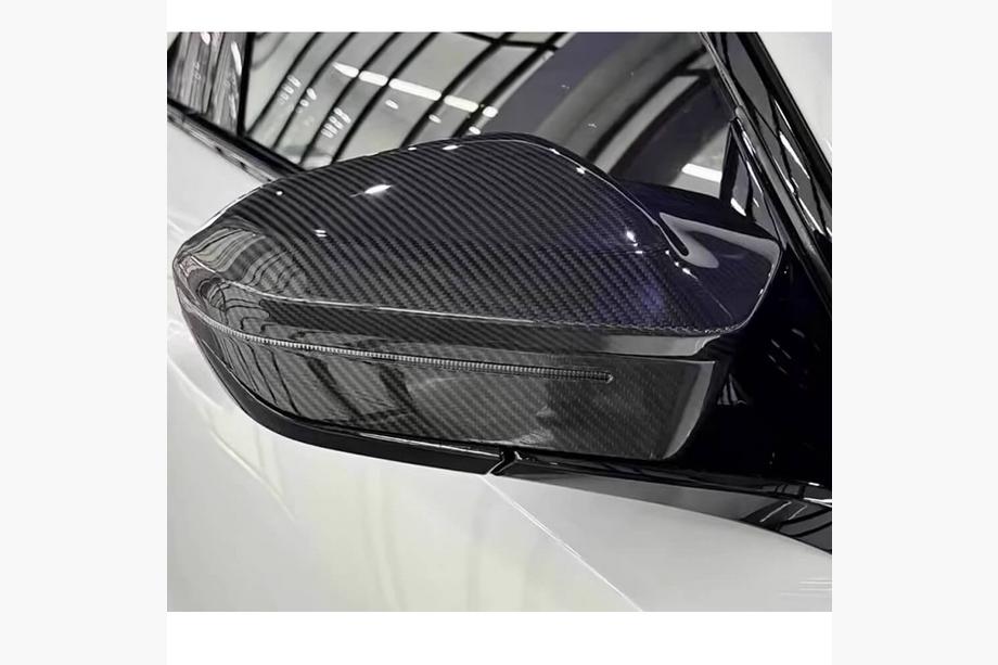 BMW 5/i5 -sarja G60/G60E/G61 2023– Peilikotelon kuoret (hiilikuitu) Image