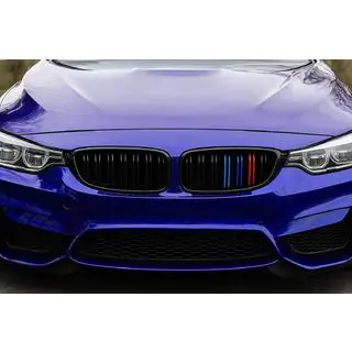 BMW munuaisritilät M-Look (M3 F80, M-Color) kuva 2