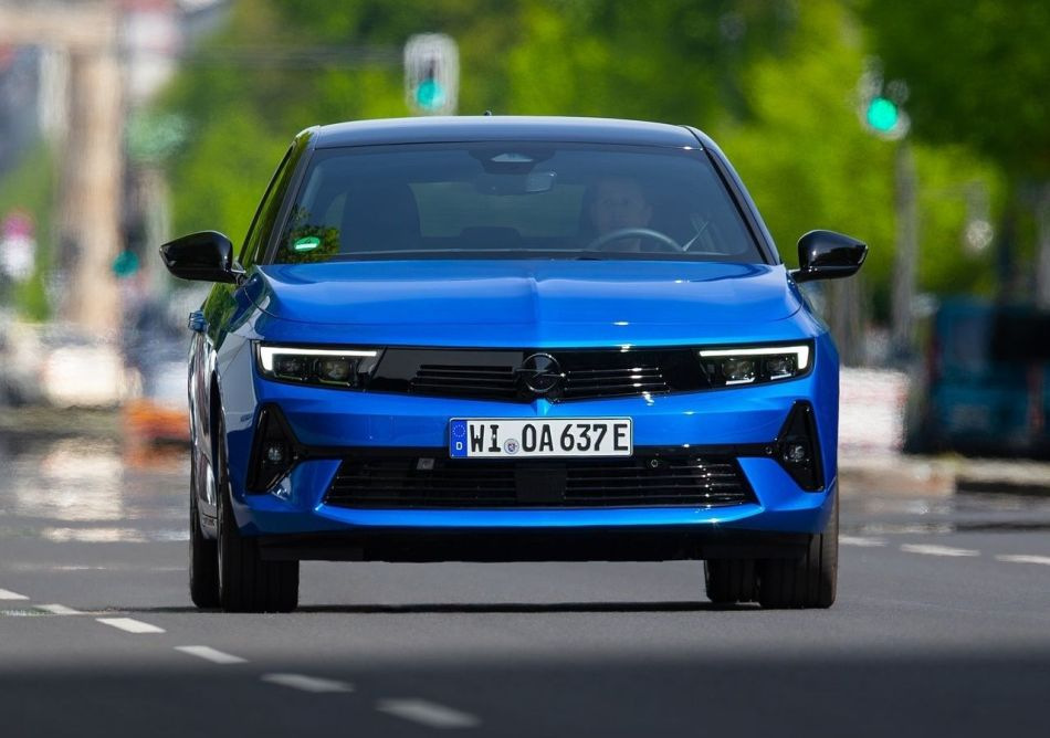 Opel Astra L Electric 2023: sähköauton koeajo