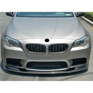 Etuhelma DPT V2 (M5:lle, kiiltävän musta) BMW 5-sarja F10/F11 2010–2016 kuva 2