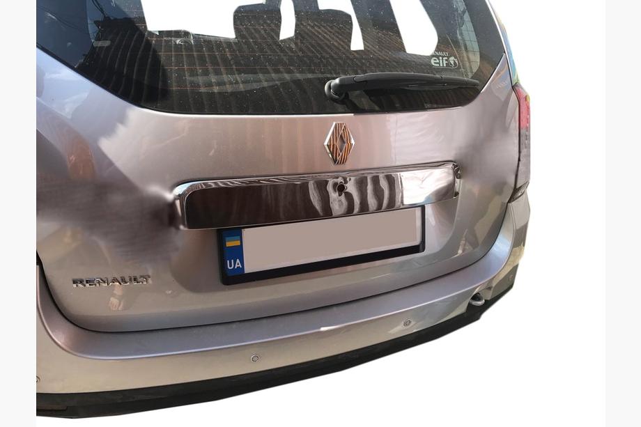 Renault Duster 2008–2017 Yhtenäinen rekisterikilven ylälista (ruostumaton teräs) Image