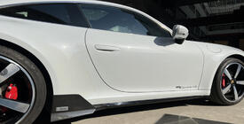 Porsche 911 (992) 2018– Helmalevikkeet kuva 1