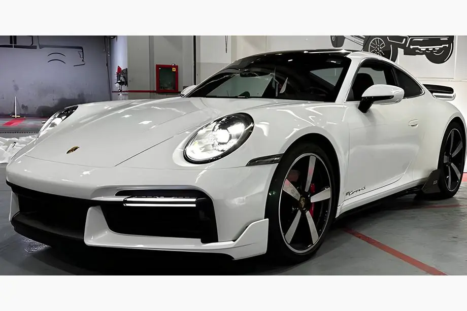 Porsche 911 (992) 2018– Korisarja Turbo S:lle Image