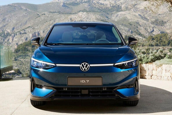 Volkswagen ID.7: tekniset tiedot, varustelut ja muotoilun erityispiirteet