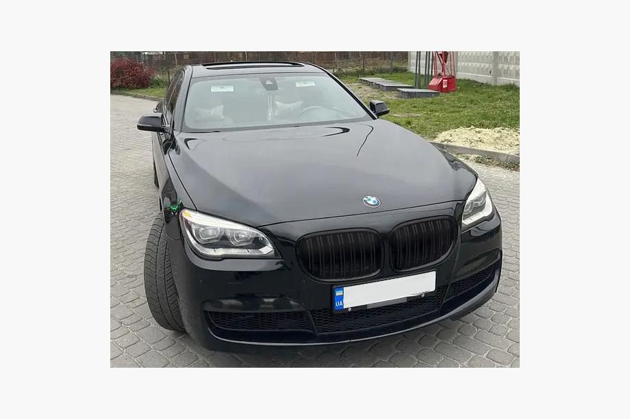 BMW 1-sarja F20/F21 2011–2019 Munuaissäleiköt M-Look (2015-2019, mattamusta) Kuva 1