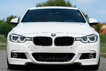 BMW 3-sarja F30/F31 2012–2019 Munuaissäleiköt Diamond Black (kromikehys) kuva 1