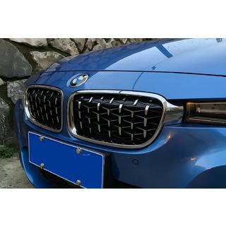 Munuaissäleikkö Diamond Silver (kromireunus) BMW 3-sarja F30/F31 2012–2019 kuva 1