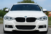 BMW 3-sarja F30/F31 2012–2019 Munuaismaskit Diamond Black kuva 1