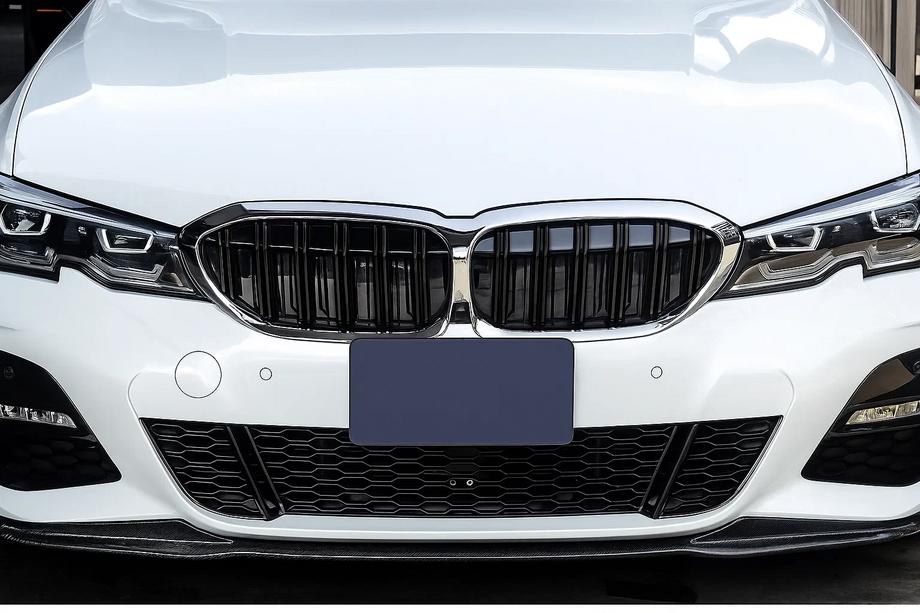 BMW 3-sarja G20/G21 2018– Munuaissäleiköt M-Look V2 (2018-2022, kiiltävän musta kromikehyksellä) Image