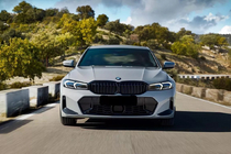 BMW 3-sarja G20/G21 2018– Munuaissäleikkö 1 Bar (2022+, kiiltävä musta) kuva 1