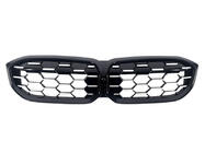 BMW 3-sarja G20/G21 2018– Munuaissäleiköt Diamond Silver (2022+, musta reunus) kuva 2