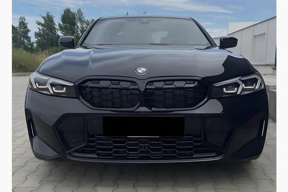 BMW 3-sarja G20/G21 2018– Munuaissäleiköt Diamond Black (2022+, musta reunus) Image