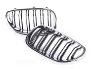 BMW 5-sarja E60/E61 2003–2010 M-Look munuaismaskit (kiiltävän musta, kromireunus) kuva 2