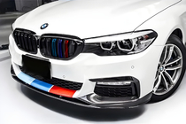 BMW 5-sarja G30/G31 2017–2023 Munuaissäleikkö M-Look (2017-2020, M-Color) kuva 1