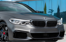 BMW 5-sarja G30/G31 2017–2023 Munuaismaskit 1 Bar (2017-2020, mattamusta) kuva 1