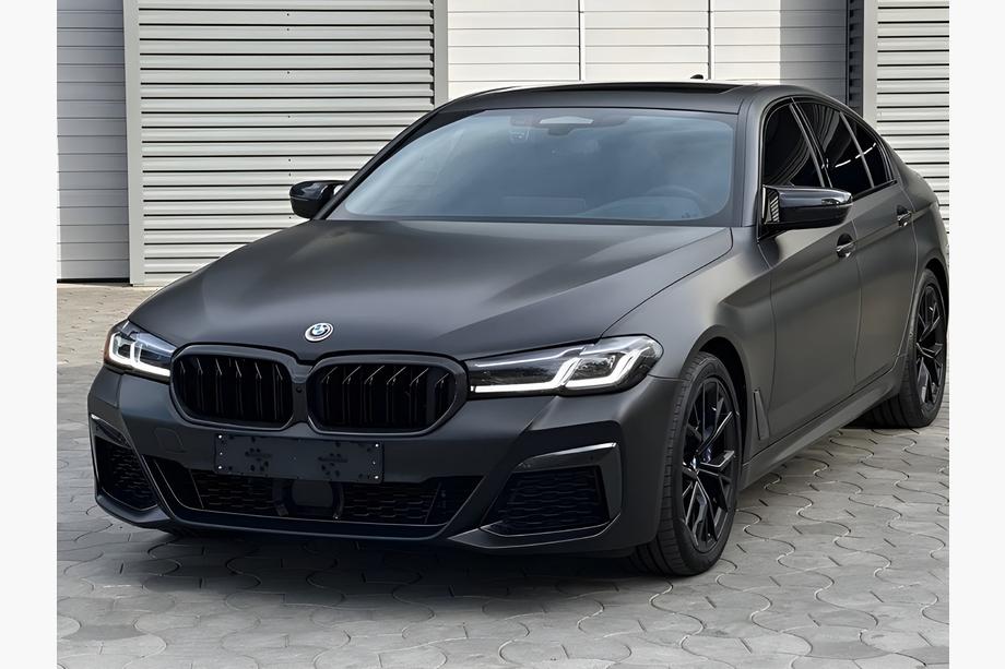 BMW 5-sarja G30/G31 2017–2023 Munuaissäleiköt M-Look V1 (2021+, mattamusta) Image