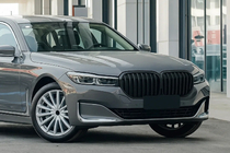 BMW 7-sarja G11/G12 2015–2022 Munuaissäleikkö 1 Bar (2019-2022, mattamusta) kuva 1