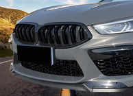 BMW 8-sarja G14/G15/G16 2018– M-Look munuaismaski (2018-2022, kiiltävä musta) kuva 1