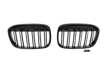 BMW X1 F48 2015–2022 M-Look munuaismaskit (2015-2019, kiiltävä musta) kuva 2