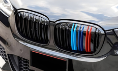BMW X1 F48 2015–2022 M-Look munuaismaskit (2015-2019, M-Color) kuva 3