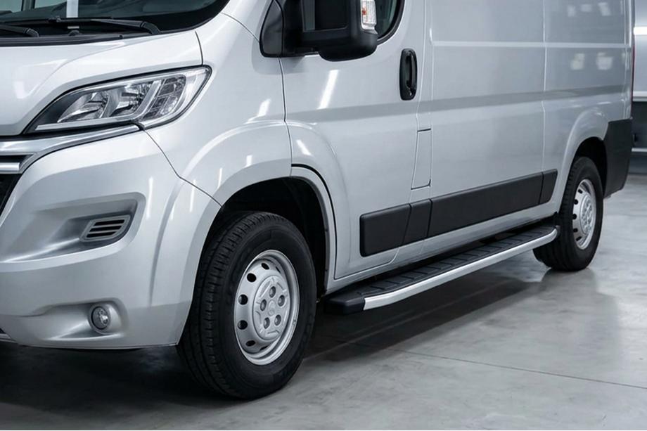 Citroen Jumper 2007–2025 Fullmond sivuaskelmat (2 kpl, alumiini) Image