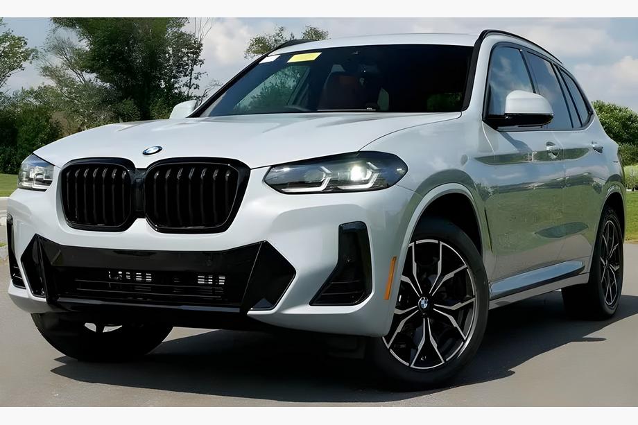 BMW X3 G01 2018– Munuaismaskit 1 Bar (2021+, kiiltävä musta) Image