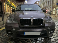 BMW X5 E70 2007–2013 M-Look munuaismaskit (kiiltävän musta, kromireunus) kuva 4