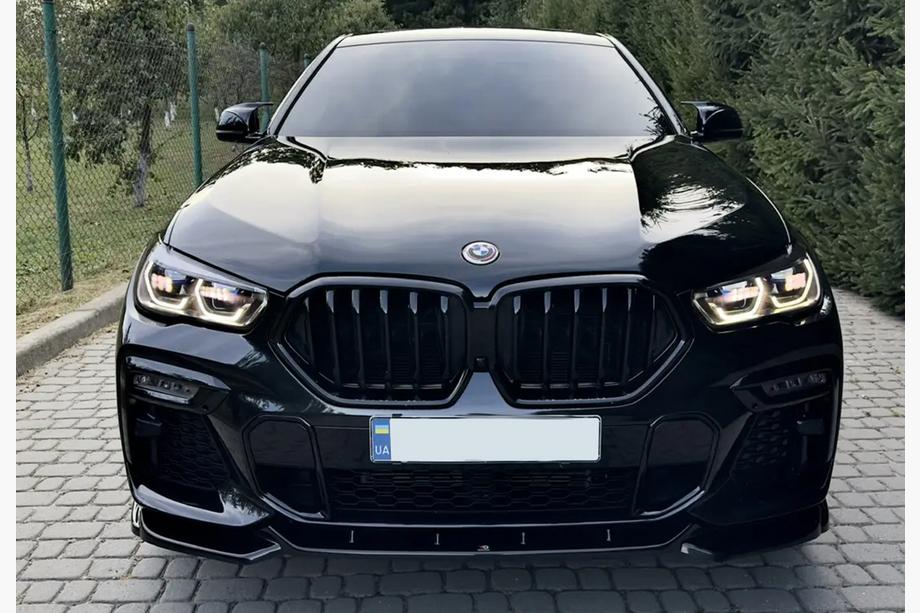 BMW X6 G06 2019–2027 Munuaismaskit 1 Bar (2019-2022, kiiltävä musta) Image