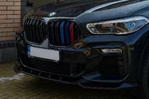 BMW X6 G06 2019–2027 Munuaismaski M-Look (2019-2022, M-Color) kuva 1