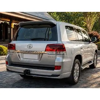 Takadiffuusorin lista ilman kromia 2016-2021 (Executive 2019/2021, vetokoukulle) Toyota Land Cruiser 200 2007–2021 kuva 2