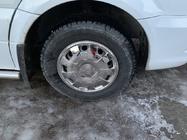 Mercedes Sprinter W906 2006–2018 Ruostumattomat teräspölykapselit "Terälehdet" (yksittäispyörä, 4 kpl) kuva 4