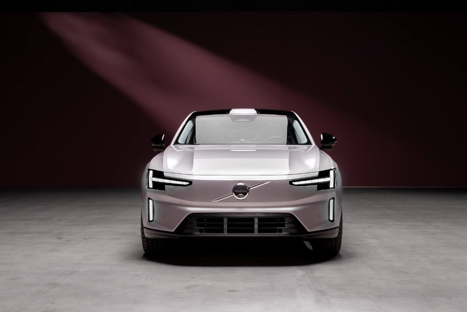 Volvo ES90 -katsaus: tekniset tiedot, toimintamatka, ulkonäkö ja sisusta