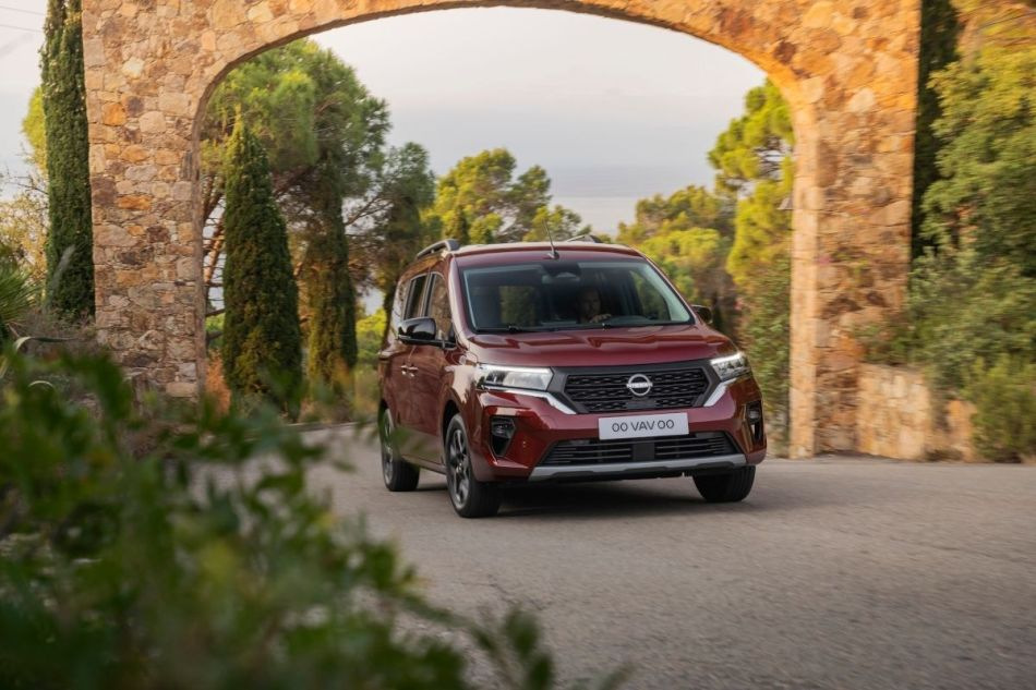 Koeajo: Nissan Townstar Combi -kompaktitila-auto