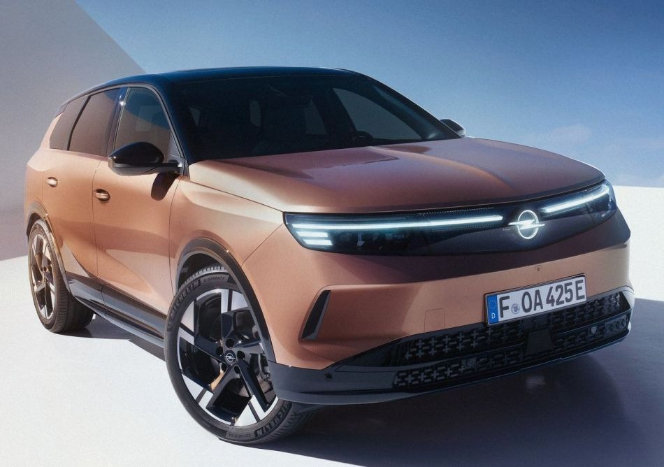 Opel Grandland 2024 -koeajo: Crossoverin toinen sukupolvi