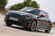 Arvostelussa: sähköinen hatchback MINI John Cooper Works Electric kuva 3