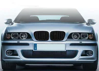 BMW 5-sarja E39 1996–2003 M-Look munuaissäleiköt (2000-2003, kiiltävä musta) kuva 6