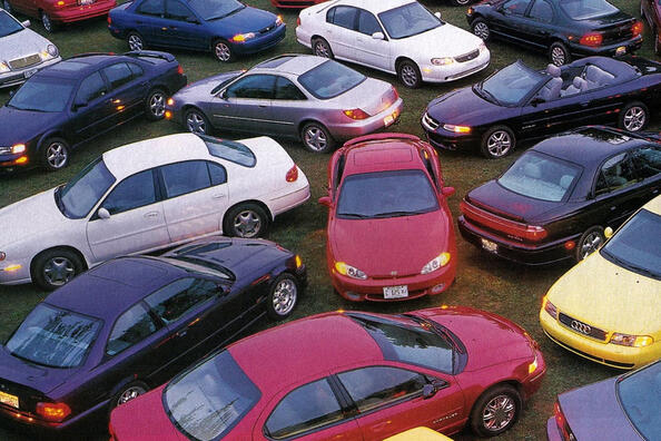 Milloin auto katsotaan vanhaksi?