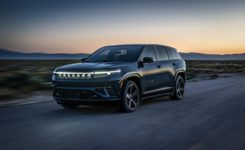 Sähköisen Jeep Wagoneer S:n koeajo