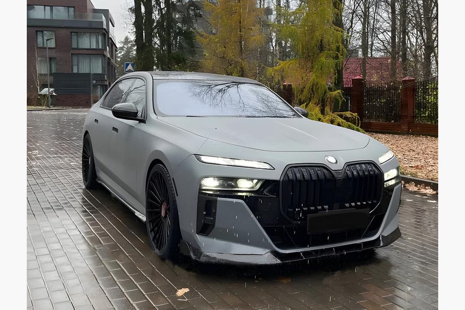 BMW 7-sarja G70/G71 2022– Aero Kit -korisarja (M760-, M-Sport- ja i7 M70 -malleihin) Image