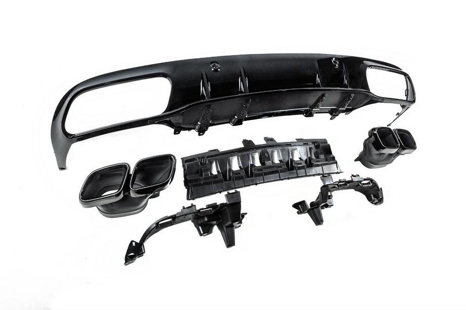 Mercedes C-class W205 2014–2021 Korisarja diffuusorilla Coupeen (Black Mamba C63GT -design) Kuva 9