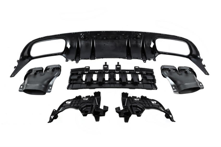 Mercedes C-class W205 2014–2021 Korisarja diffuusorilla Coupeen (Black Mamba C63GT -design) Kuva 10