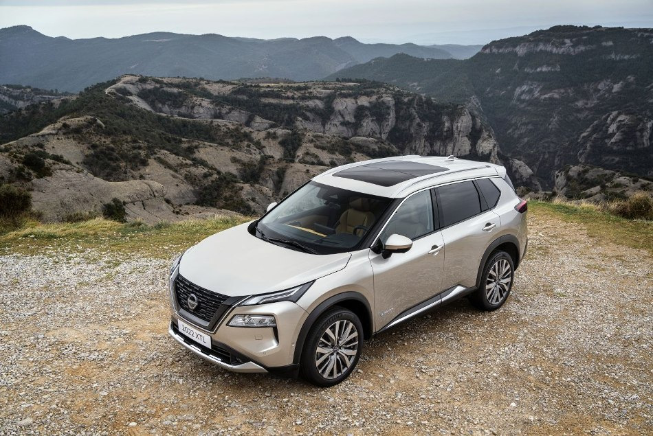 Nissan X-Trail e-Power (T33): hybridicrossoverin koeajo