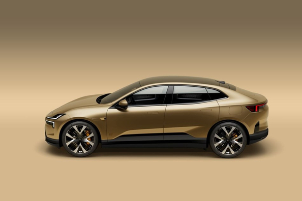 Koeajo: Polestar 4 – sähköinen coupé-crossover luonteella Kuva 3